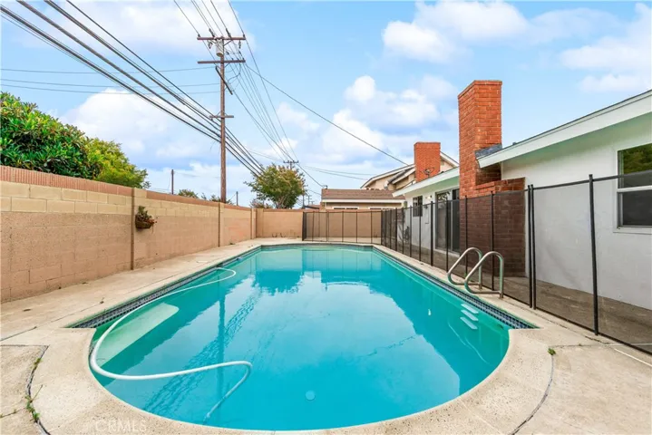 6101 Killarney, Garden Grove, California 92845