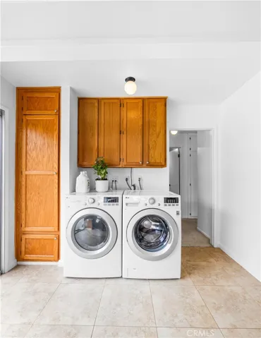 6101 Killarney, Garden Grove, California 92845