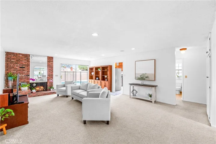 6101 Killarney, Garden Grove, California 92845