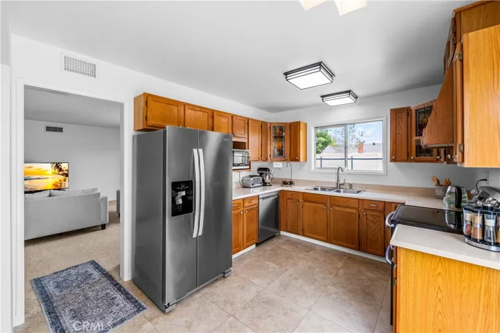 6101 Killarney, Garden Grove, California 92845
