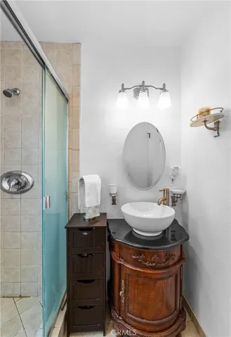 6101 Killarney, Garden Grove, California 92845