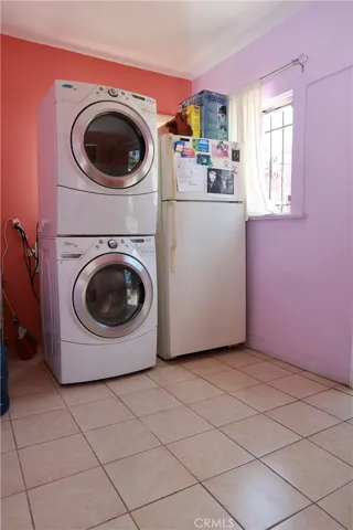 4131 S Hobart, Los Angeles, California 90062