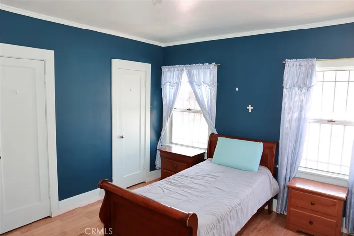4131 S Hobart, Los Angeles, California 90062
