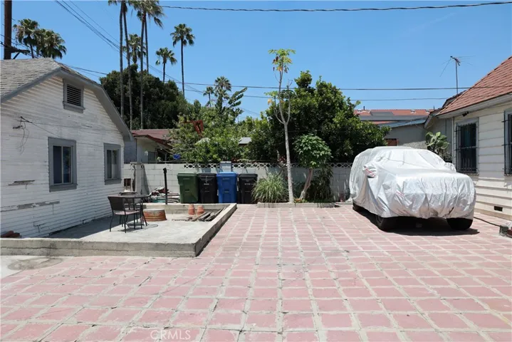 4131 S Hobart, Los Angeles, California 90062