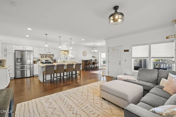 11-web-or-mls-SeaoroStudios-15750Arroyo-