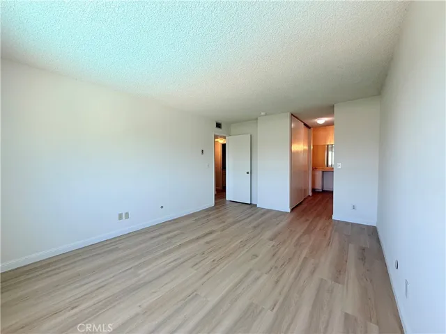 1301 S Atlantic Boulevard B424, Monterey Park, California 91754