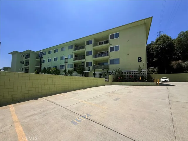 1301 S Atlantic Boulevard B424, Monterey Park, California 91754