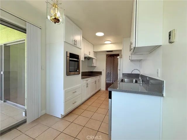 1301 S Atlantic Boulevard B424, Monterey Park, California 91754
