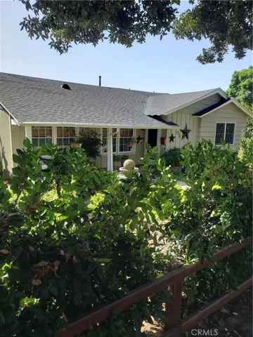 Front view of home