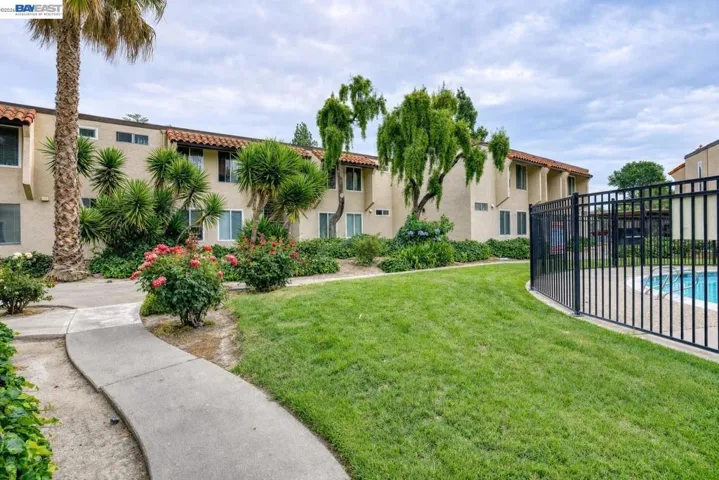 975 Murrieta Blve 24, Livermore, California 94550