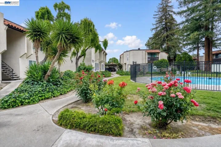 975 Murrieta Blve 24, Livermore, California 94550