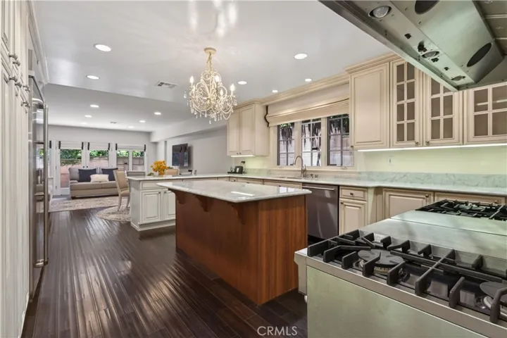 2257 Manning Avenue, Los Angeles, California 90064