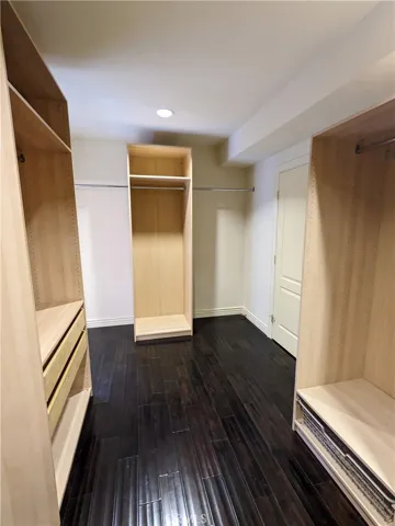 Walk-in closet