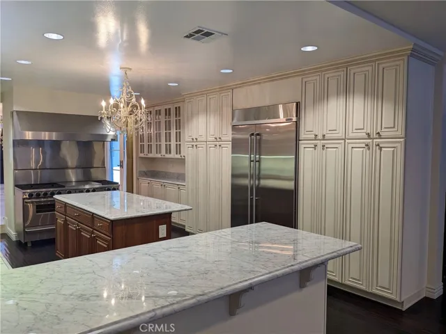 2257 Manning Avenue, Los Angeles, California 90064
