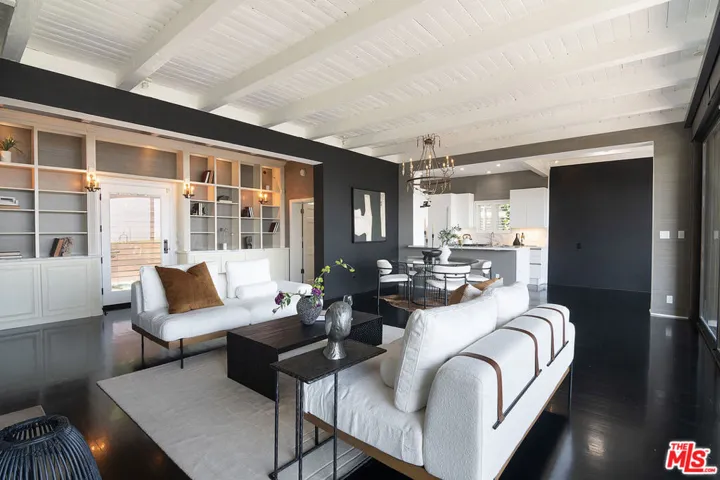 7318 Pacific View Drive, Los Angeles, California 90068