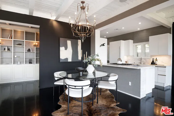 7318 Pacific View Drive, Los Angeles, California 90068