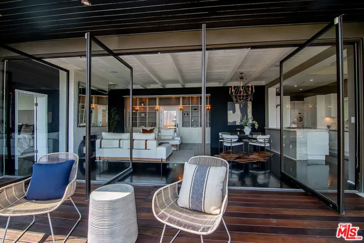 7318 Pacific View Drive, Los Angeles, California 90068