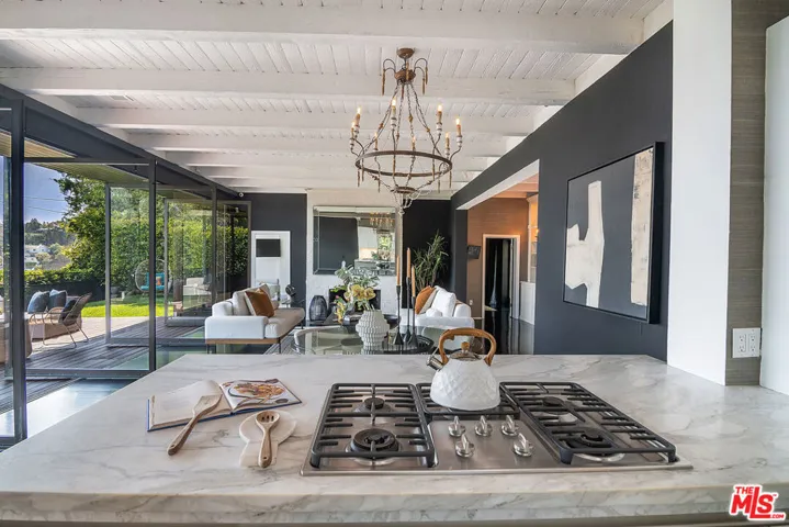 7318 Pacific View Drive, Los Angeles, California 90068