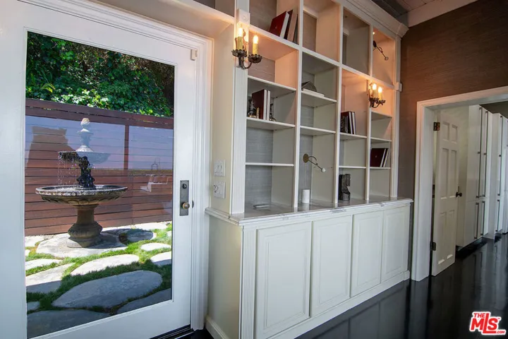7318 Pacific View Drive, Los Angeles, California 90068