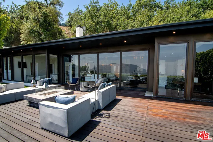 7318 Pacific View Drive, Los Angeles, California 90068