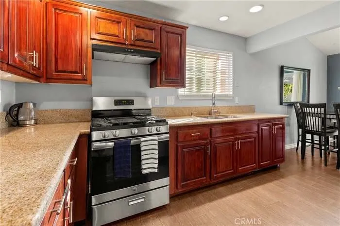 10812 Wright, Riverside, California 92505