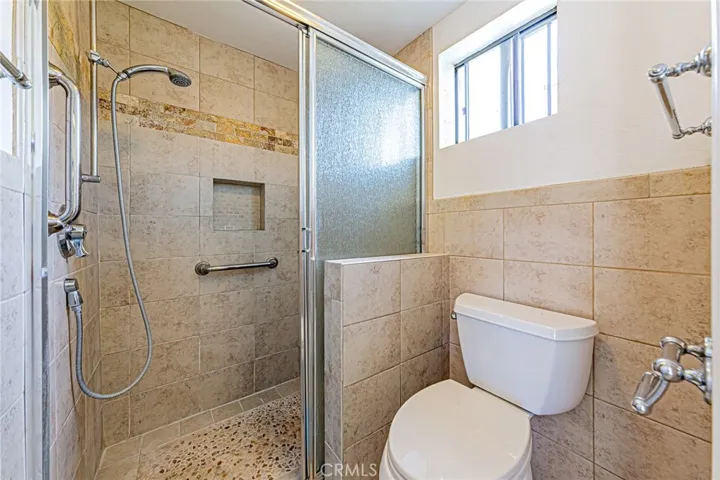 1737 Gainsborough Road, San Dimas, California 91773