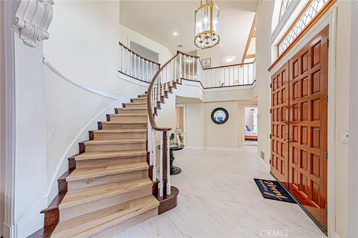 Elegant curved staircase