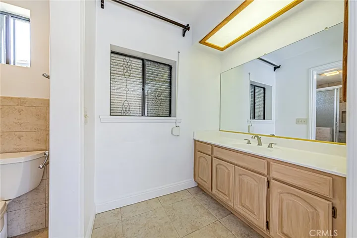 Convenient main-level full bath with functional layout
