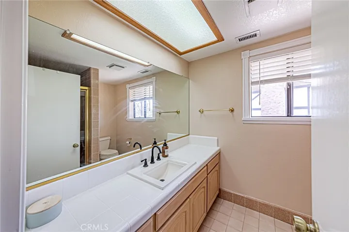 1737 Gainsborough Road, San Dimas, California 91773