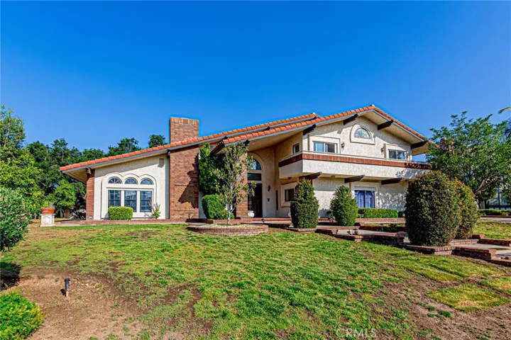 1737 Gainsborough Road, San Dimas, California 91773