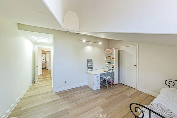 1737 Gainsborough Road, San Dimas, California 91773