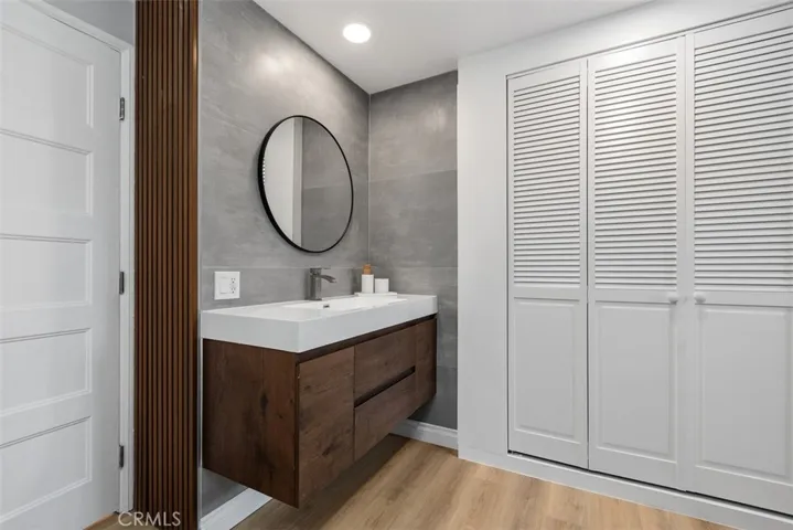 802 Ronda Mendoza N, Laguna Woods, California 92637