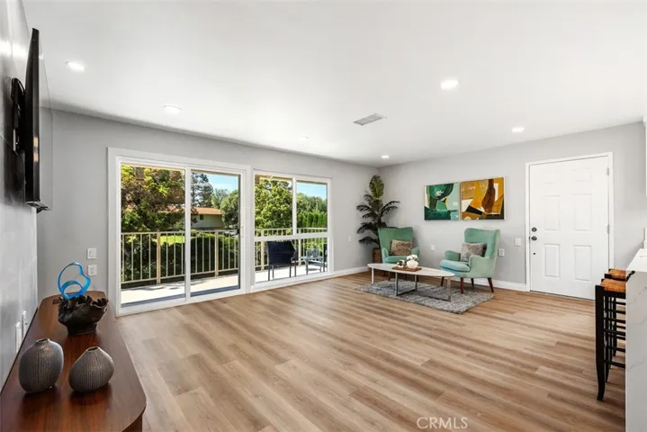 802 Ronda Mendoza N, Laguna Woods, California 92637