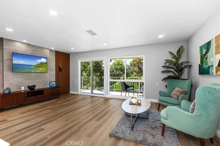 802 Ronda Mendoza N, Laguna Woods, California 92637