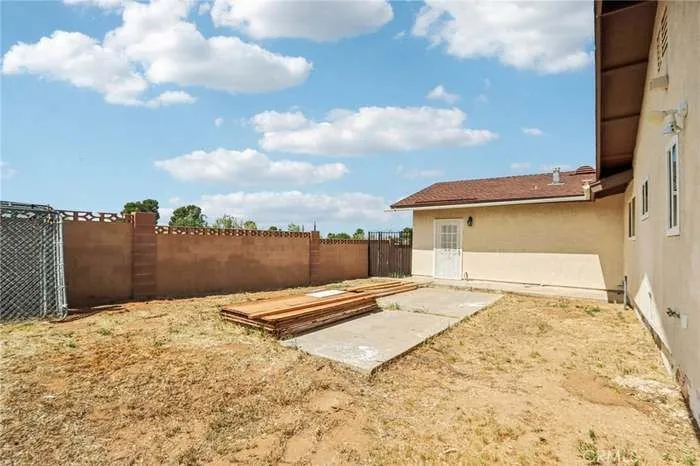 5209 W Avenue M8, Quartz Hill, California 93536