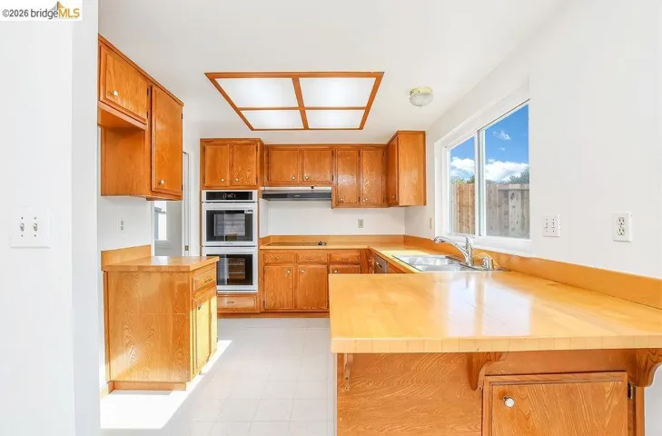 3318 Bluejay Drive, Antioch, California 94509-5186
