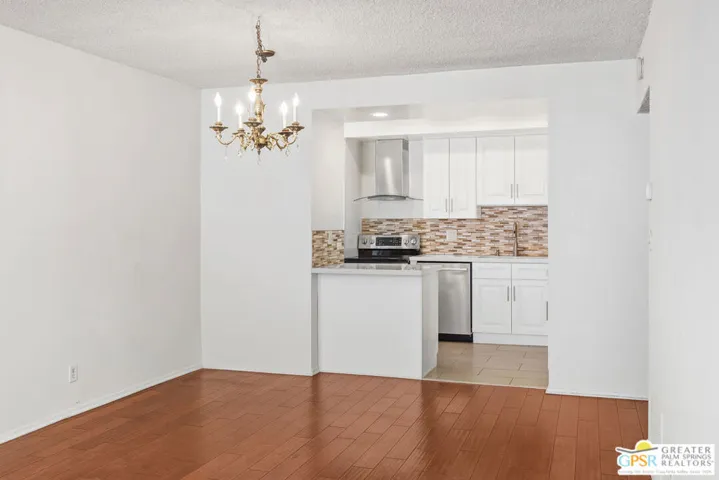 1401 Valley View Road 321, Glendale, California 91202