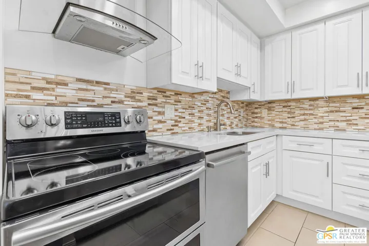 1401 Valley View Road 321, Glendale, California 91202
