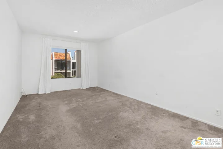 1401 Valley View Road 321, Glendale, California 91202
