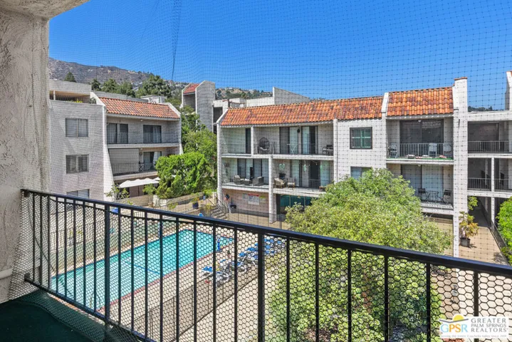 1401 Valley View Road 321, Glendale, California 91202