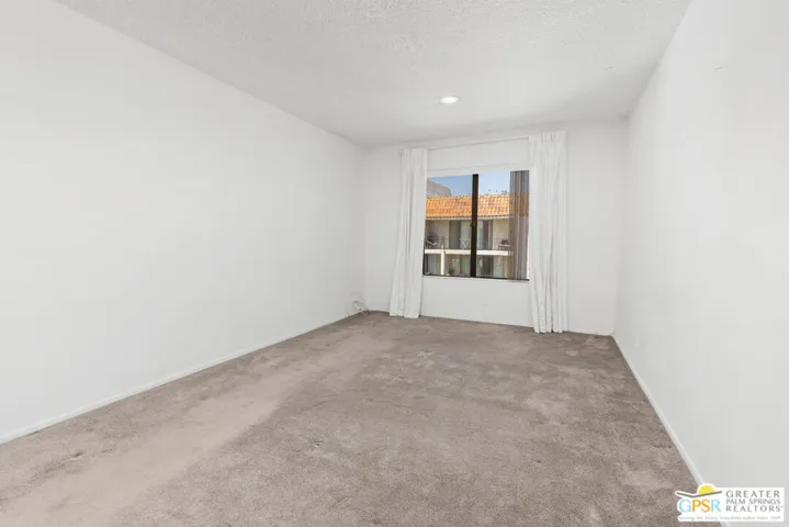 1401 Valley View Road 321, Glendale, California 91202