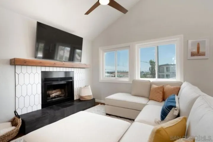 1470 Evergreen, San Diego, California 92106