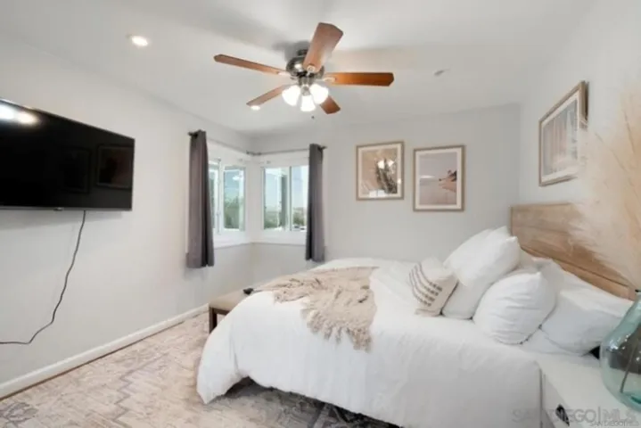 1470 Evergreen, San Diego, California 92106