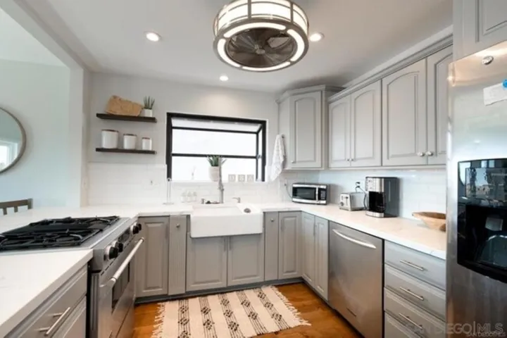 1470 Evergreen, San Diego, California 92106