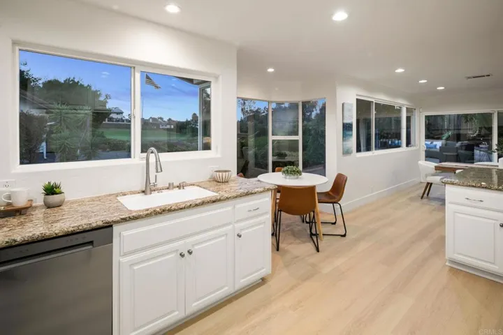 12396 Grandee Court, San Diego, California 92128