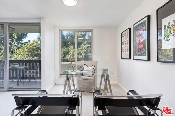 809 S Bundy Drive 214, Los Angeles, California 90049