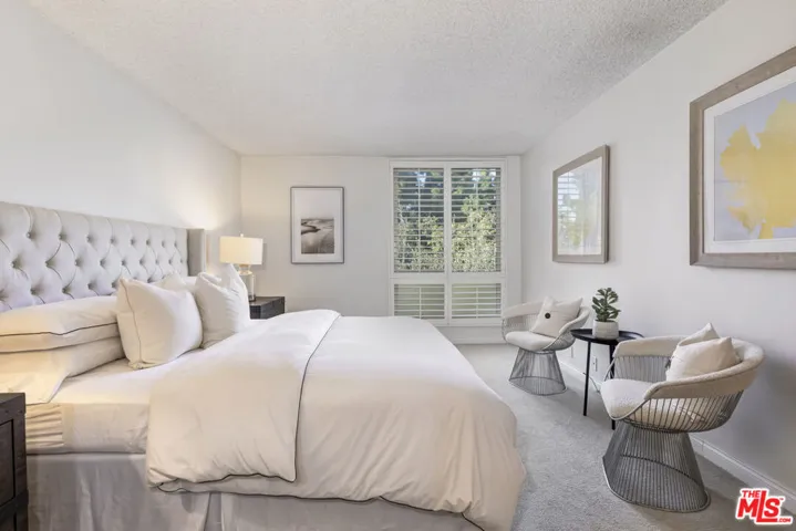 809 S Bundy Drive 214, Los Angeles, California 90049