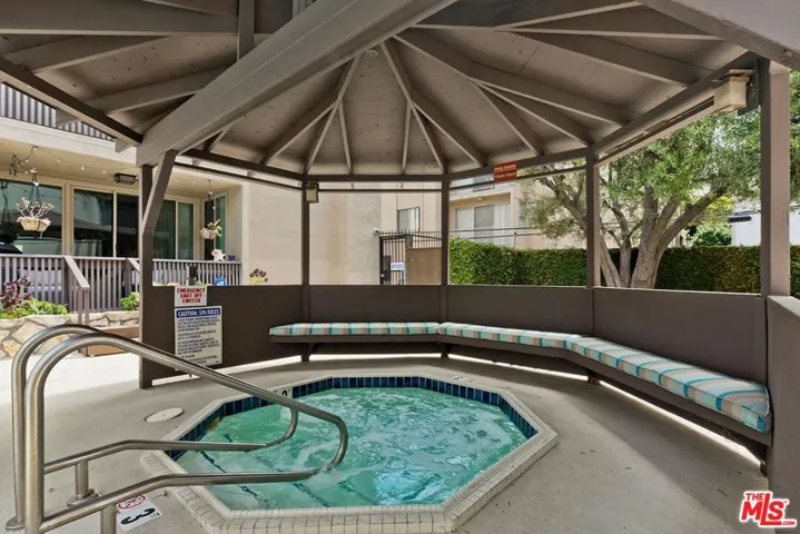 809 S Bundy Drive 214, Los Angeles, California 90049