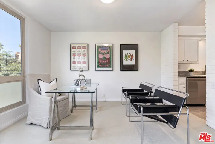809 S Bundy Drive 214, Los Angeles, California 90049
