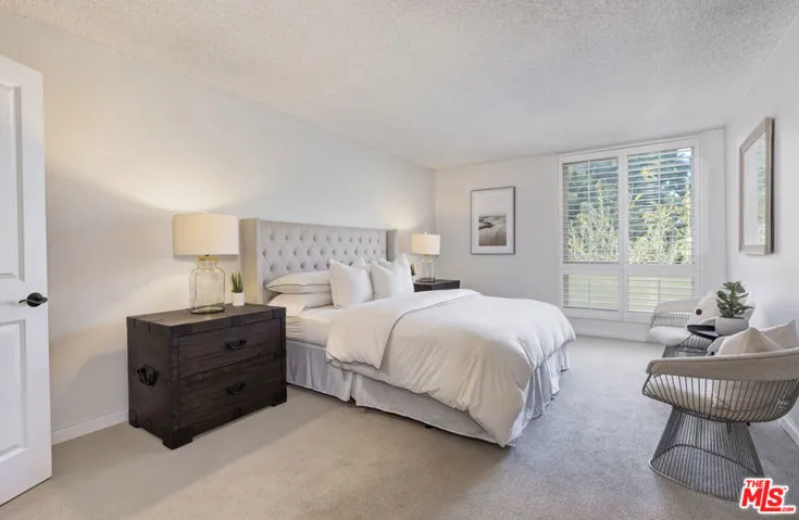 809 S Bundy Drive 214, Los Angeles, California 90049